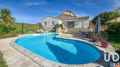 Maison - 98 m² - 5 pièces