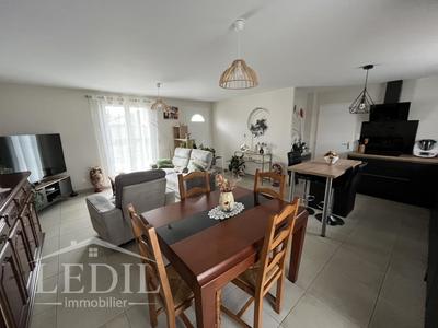 Maison - 64 m² - 3 pièces