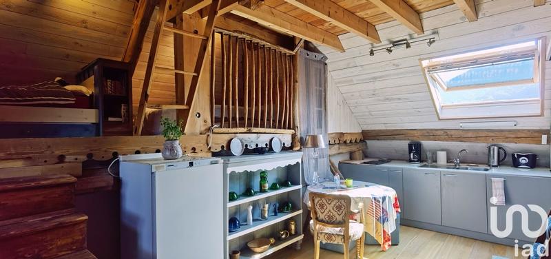 Maison - 212 m² - 12 pièces