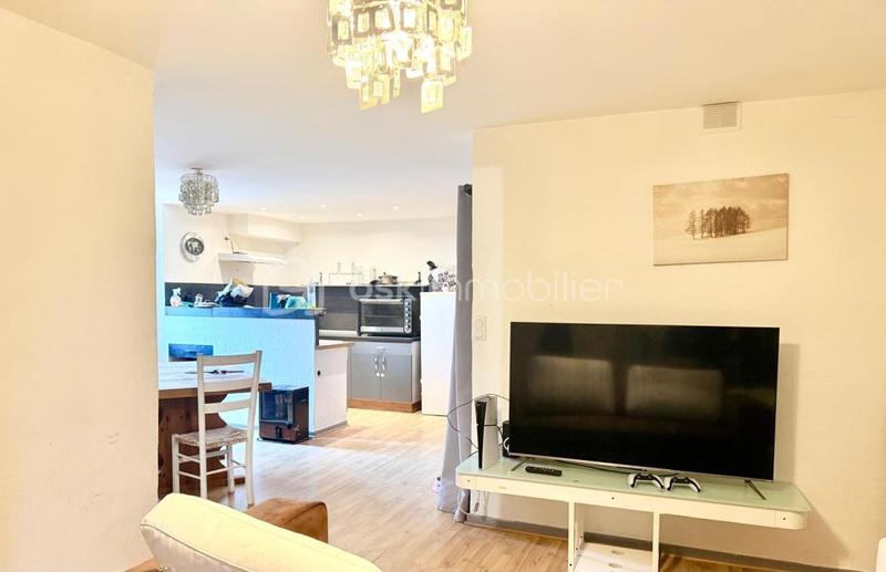 Villa - 225 m² - 8 pièces