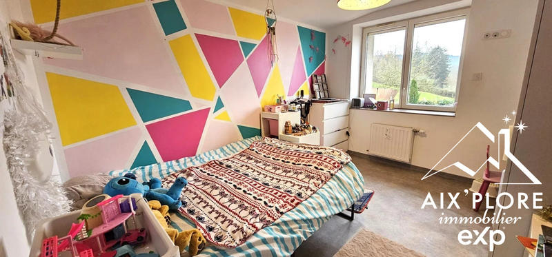 Maison - 210 m² - 7 pièces