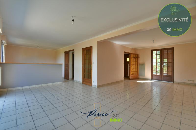 Maison - 106 m² - 7 pièces