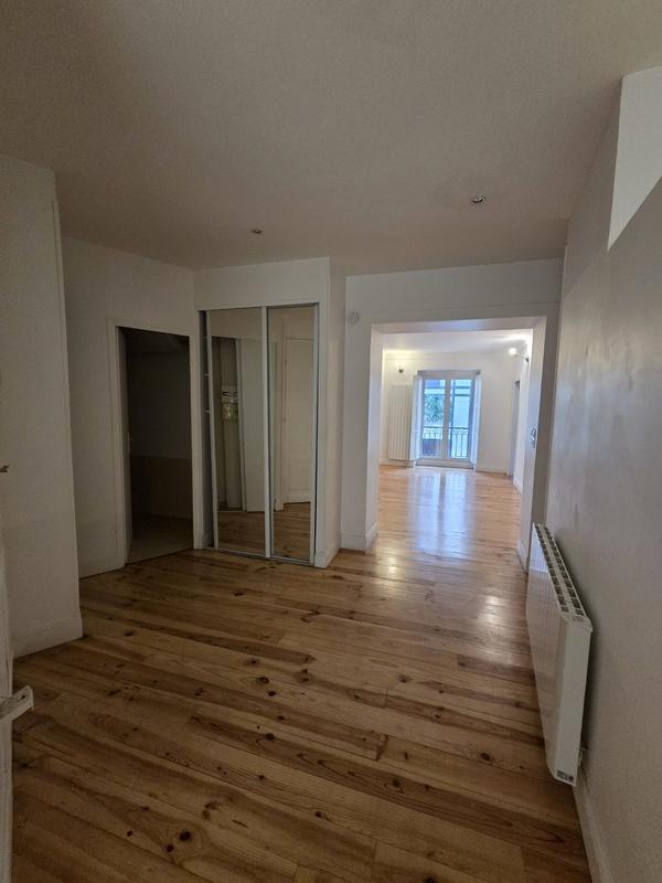 Appartement - 86 m² - 4 pièces