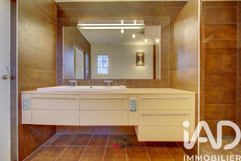 Maison de maîtres - 294 m² - 8 pièces