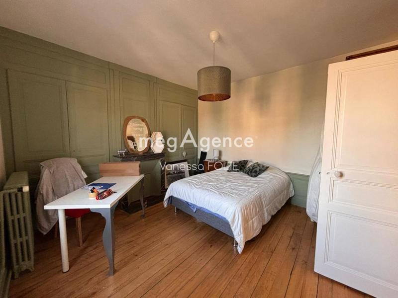 Maison - 200 m² - 6 pièces