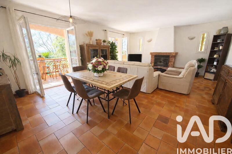 Maison - 120 m² - 5 pièces