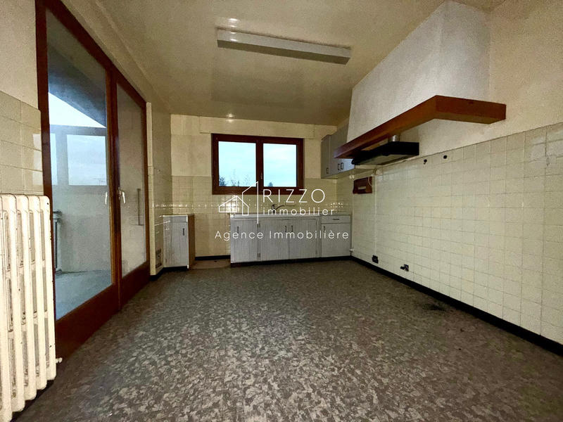 Maison - 110 m² - 6 pièces