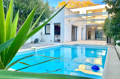 Maison - 108 m² - 4 pièces