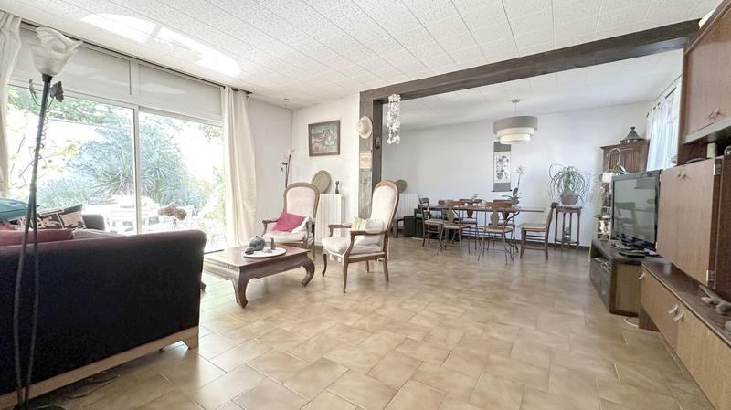 Maison - 107 m² - 6 pièces