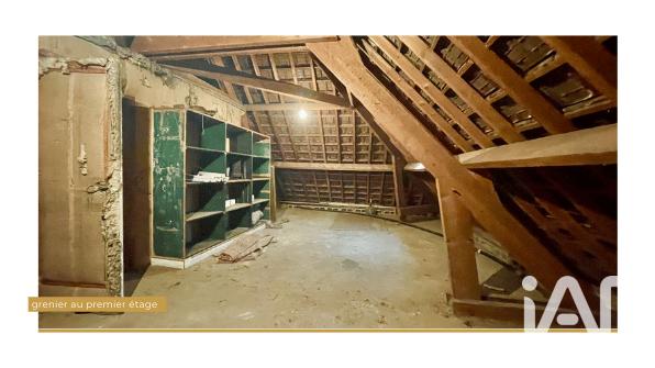 Maison - 176 m² - 13 pièces