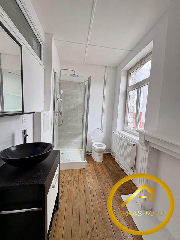 Maison - 163 m² - 7 pièces