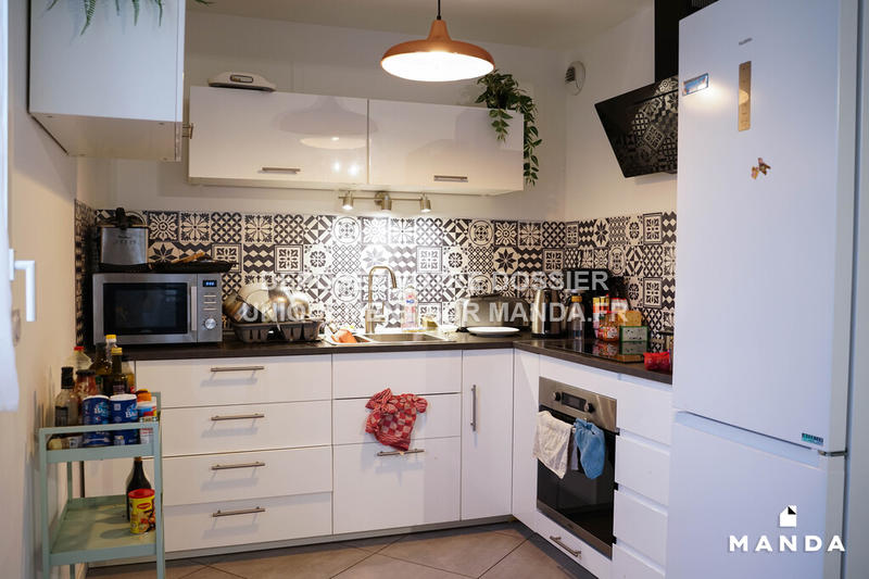 Chambre - 10 m² - 4 pièces