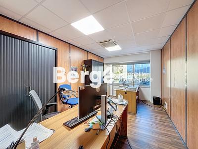 Bureau - 168 m²
