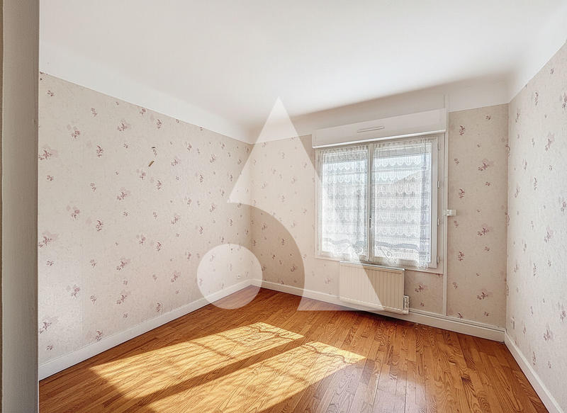 Maison - 191 m² - 7 pièces