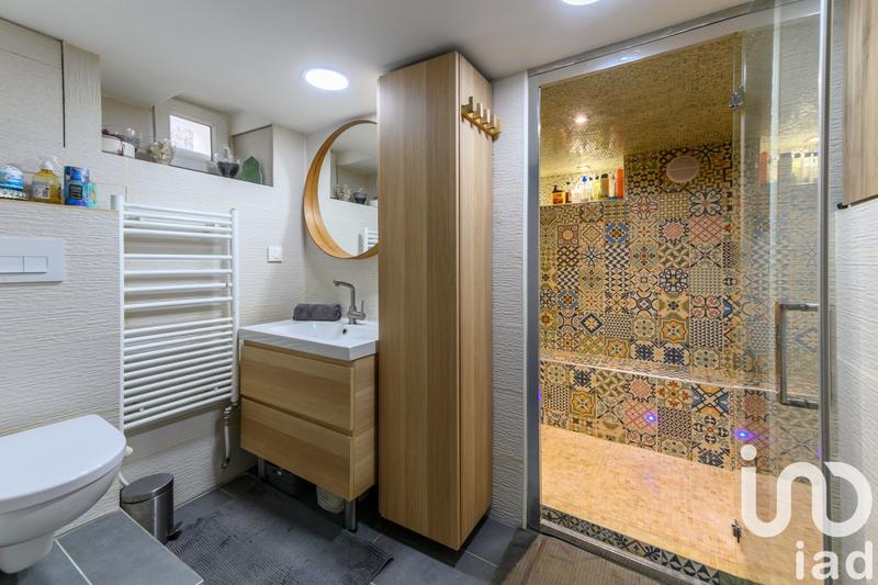 Maison - 172 m² - 8 pièces