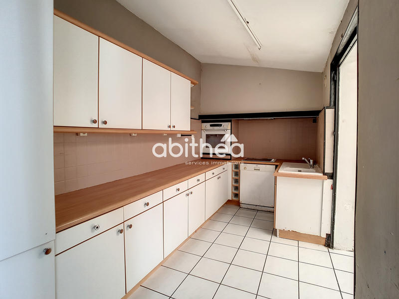 Maison - 90 m² - 5 pièces