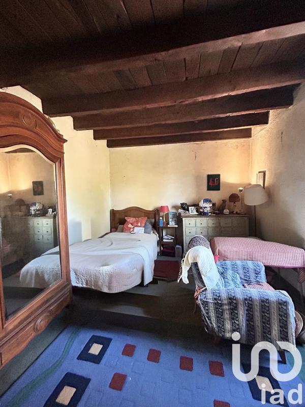 Maison - 360 m² - 8 pièces