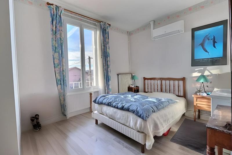 Maison - 97 m² - 4 pièces