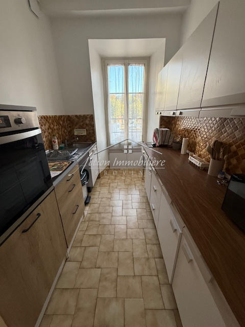 Appartement - 90 m² - 4 pièces