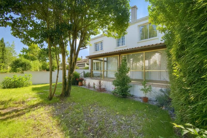 Maison - 136 m² - 6 pièces