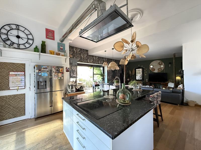 Maison bourgeoise - 290 m² - 7 pièces