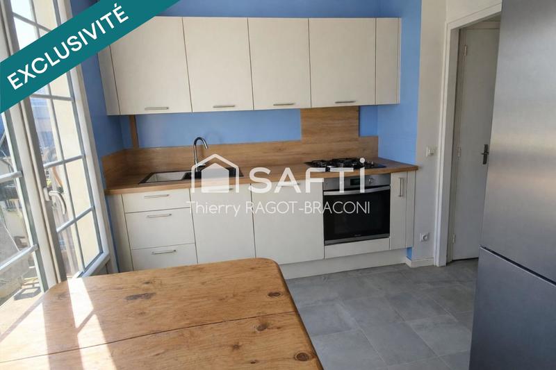 Appartement - 104 m² - 5 pièces