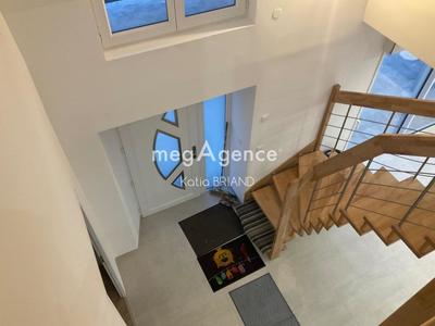 Maison - 147 m² - 5 pièces