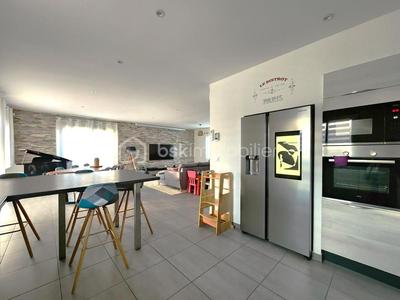 Villa - 107 m² - 4 pièces