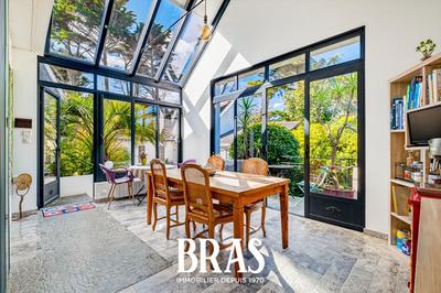 Maison - 133 m² - 7 pièces