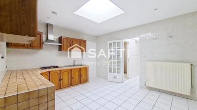 Maison - 101 m² - 5 pièces