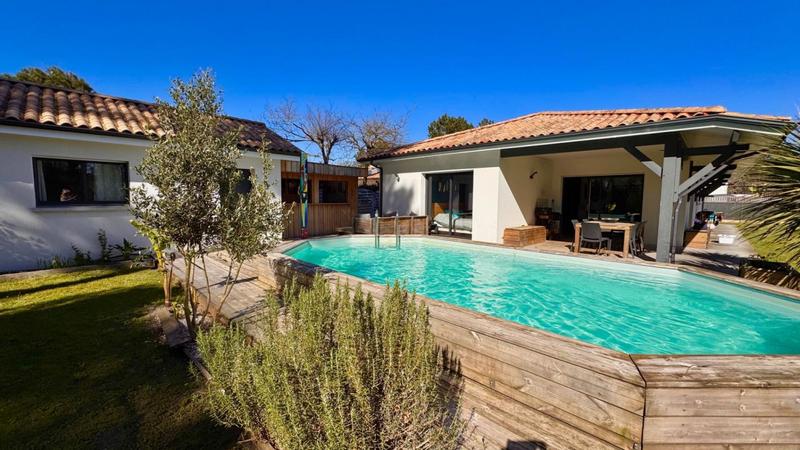 Villa - 140 m² - 6 pièces