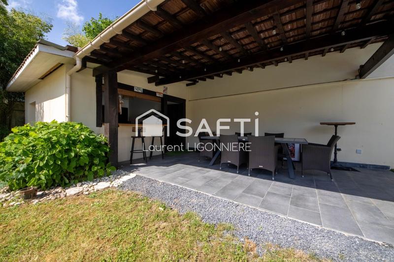 Maison - 208 m² - 7 pièces