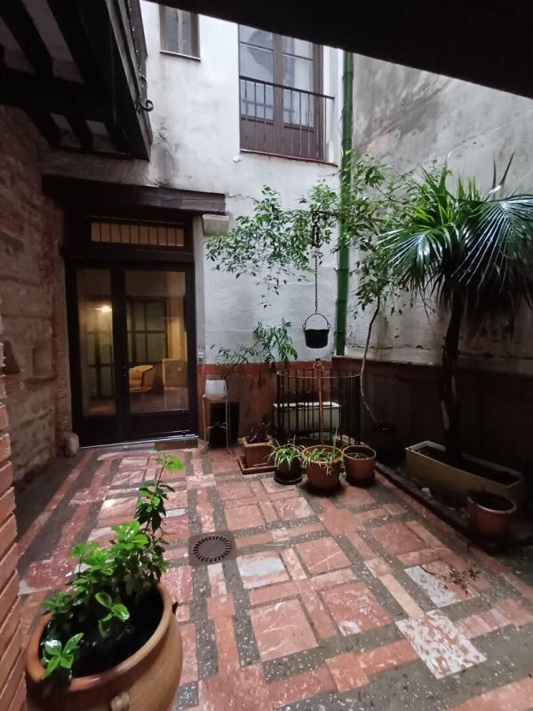 Appartement - 70 m² - 2 pièces