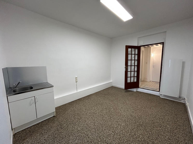 Local commercial - 32 m² - 2 pièces