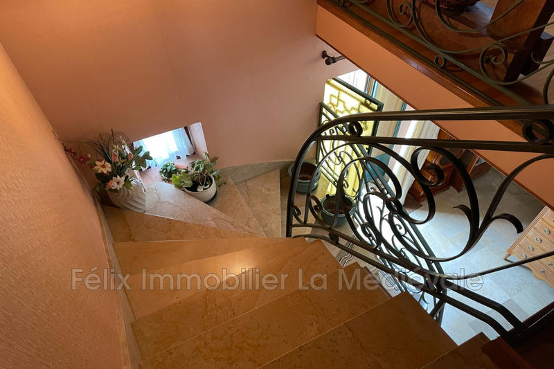 Maison - 144 m² - 7 pièces