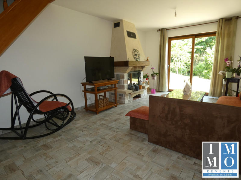 Maison - 106 m² - 6 pièces