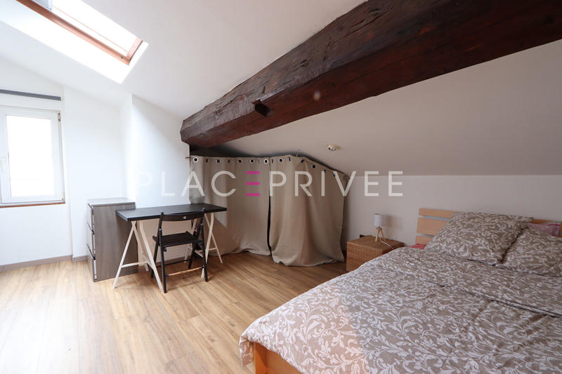 Appartement - 80 m² - 3 pièces