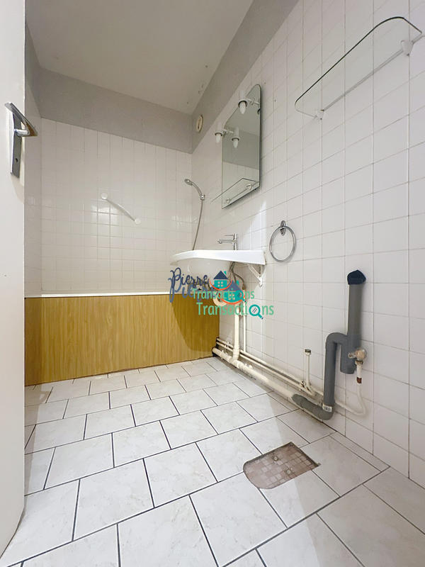 Appartement - 60 m² - 1 pièce