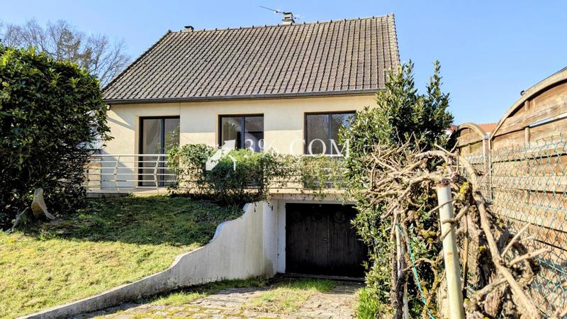 Maison - 95 m² - 4 pièces