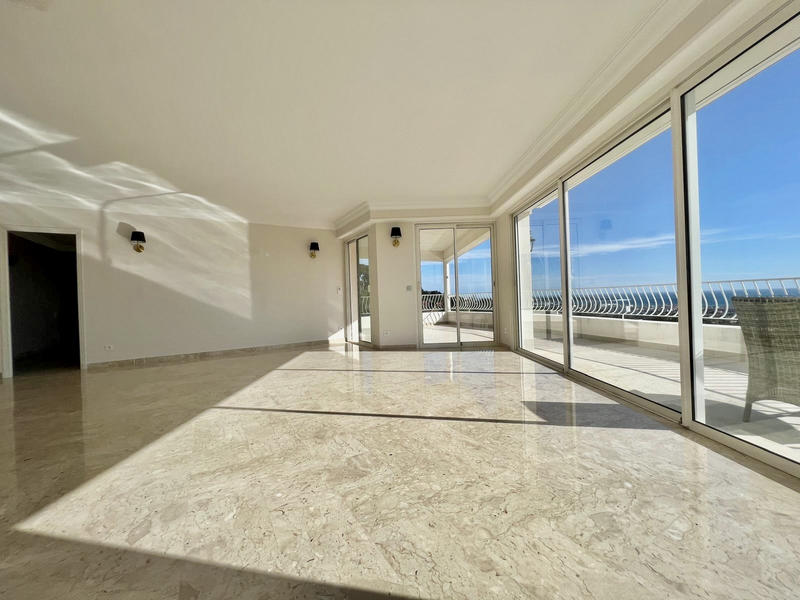 Villa - 240 m² - 5 pièces