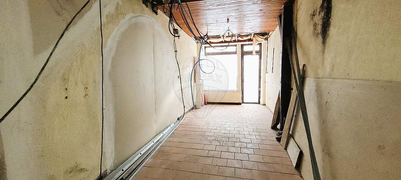 Immeuble - 90 m² - 5 pièces