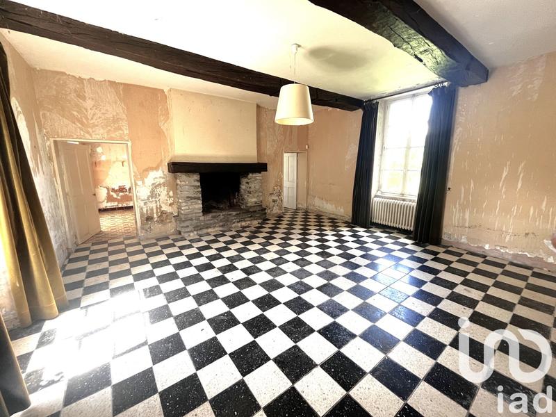 Maison - 208 m² - 8 pièces