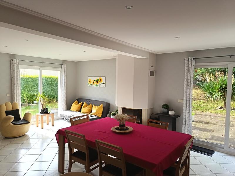 Maison - 145 m² - 6 pièces