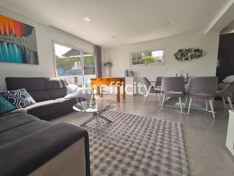 Maison - 135 m² - 6 pièces