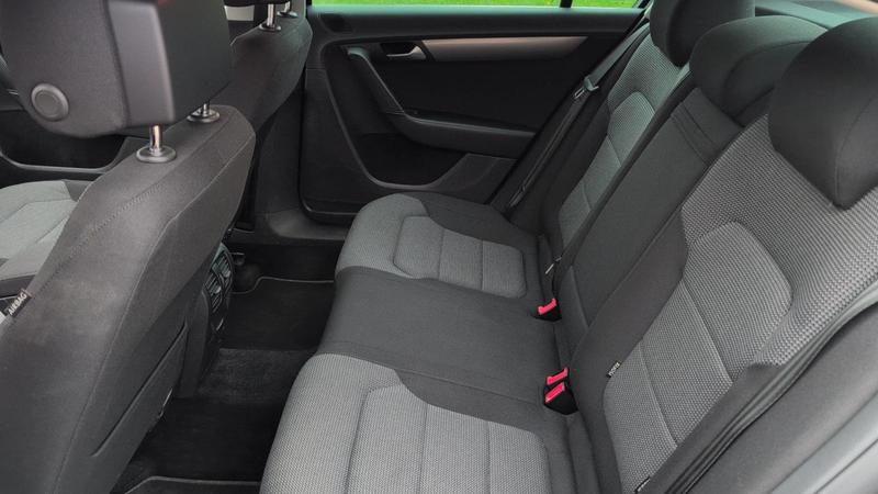 Volkswagen Passat VII 1.6 Tdi 105 Business