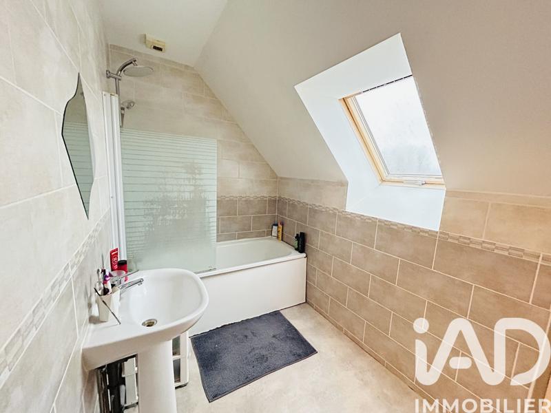 Maison - 102 m² - 5 pièces