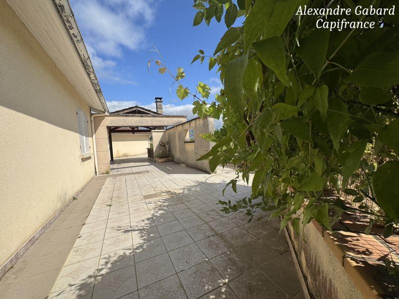 Maison - 206 m² - 9 pièces