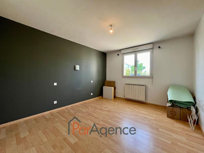 Maison - 177 m² - 6 pièces