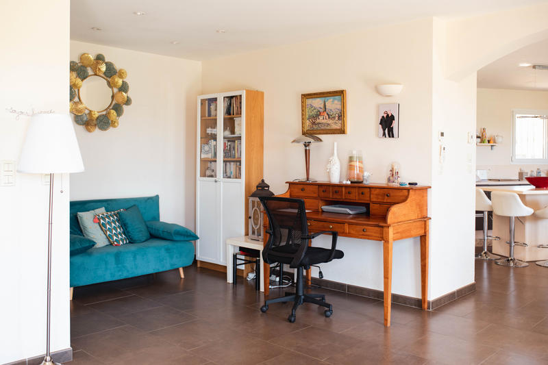 Maison - 250 m² - 11 pièces