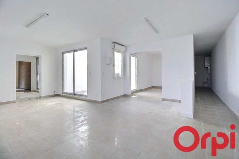 Local commercial - 186 m²